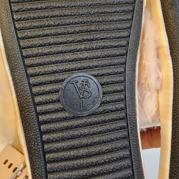 VICTORIA'S SECRET Pink stripes Satin Slippers Size L - Picture 10 of 11